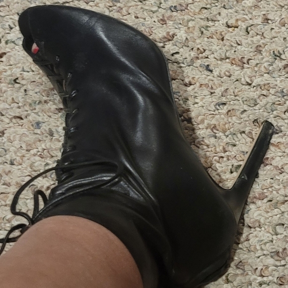 Booties - Picture 6 of 9